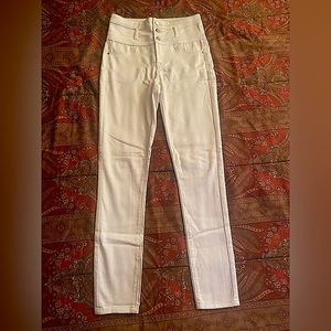 Charlotte Russe (Refuge) jean jeggings size 4 for sale.